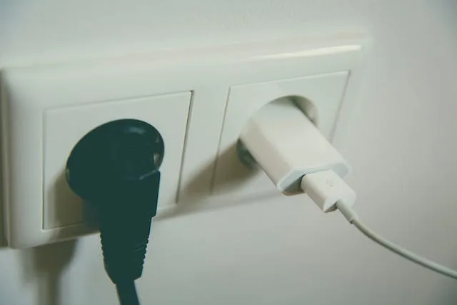 jak stanovit v&yacute;&scaron;i z&aacute;loh &scaron;&aacute;rka sabov&aacute; realitn&iacute; makl&eacute;ř